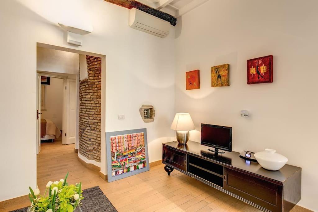 Apartment New Navona Bright